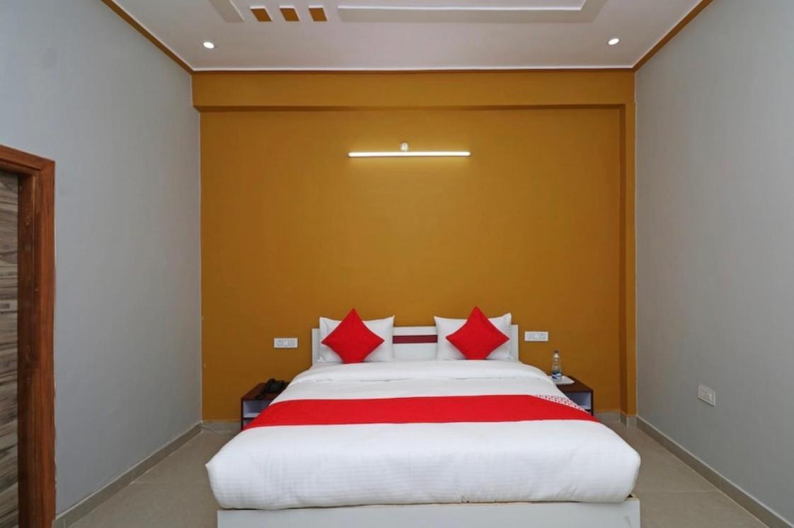 Hotel Sammy Grand Лакхнау Екстер'єр фото